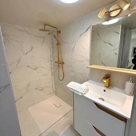 Prestige 4 Pers - Centre-ville - Confort